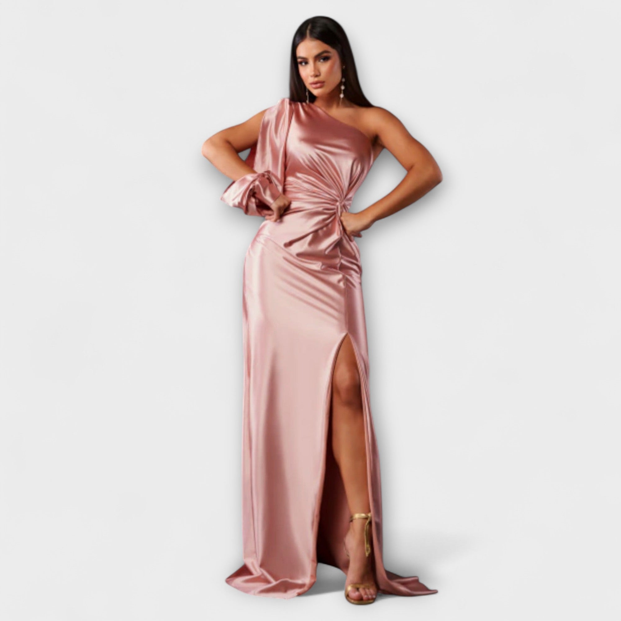 Juli - Elegáns Ruha Kifinomultsággal